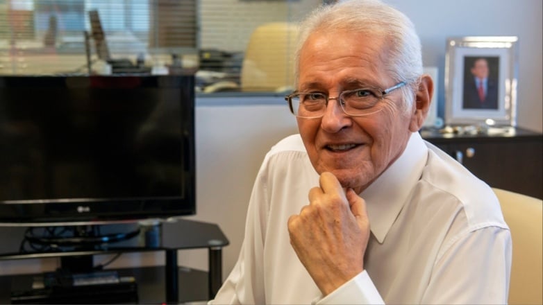 Δημήτρης Κωνσταντάρας: Η σπάνια δημόσια εμφάνιση του δημοσιογράφου πριν από ένα χρόνο
