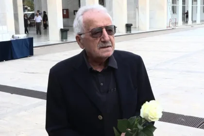 Πένθος για τον πρώην υπουργό Κώστα Γείτονα