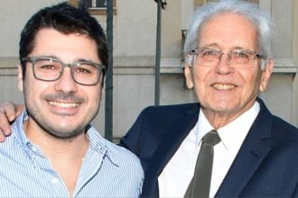 Λάμπρος Κωνσταντάρας: Σοκαρισμένος με τον θάνατο του πατέρα του – «Σε ευχαριστούμε για όλα, κάτι ξεριζώθηκε»