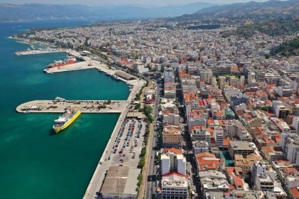 Εκρηκτικό κοκτέιλ ζέστης και δυνατών ανέμων σήμερα στην Πάτρα - Ριπές ανέμων θα φθάνουν 70 χιλιόμετρα την ώρα