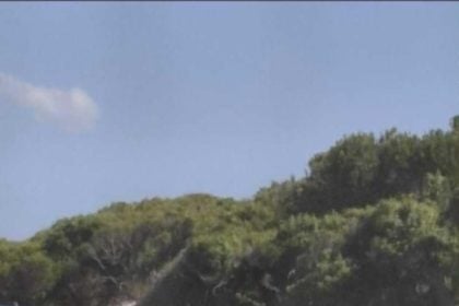 Στο Μεγανήσι ο Γιώργος Λιάγκας και η Μαρία Αντωνά για διακοπές