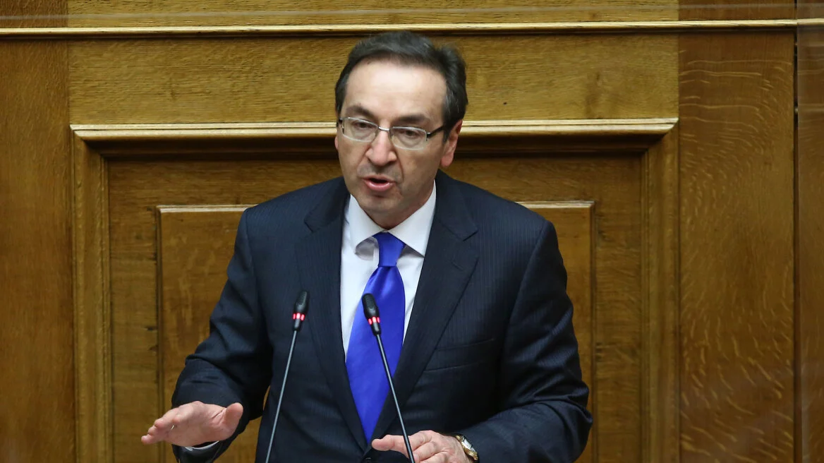 Μπούγας: Μόνο σε 17.000 βαρυποινίτες έχει λείψει ο Τσίπρας, έβγαιναν από τη φυλακή κάθε μήνα 450 κρατούμενοι με τον νόμο Παρασκευόπουλου