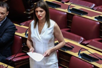 Κ. Νοτοπούλου: Νομική αναγνώριση της γυναικοκτονίας - Όχι άλλη ανοχή