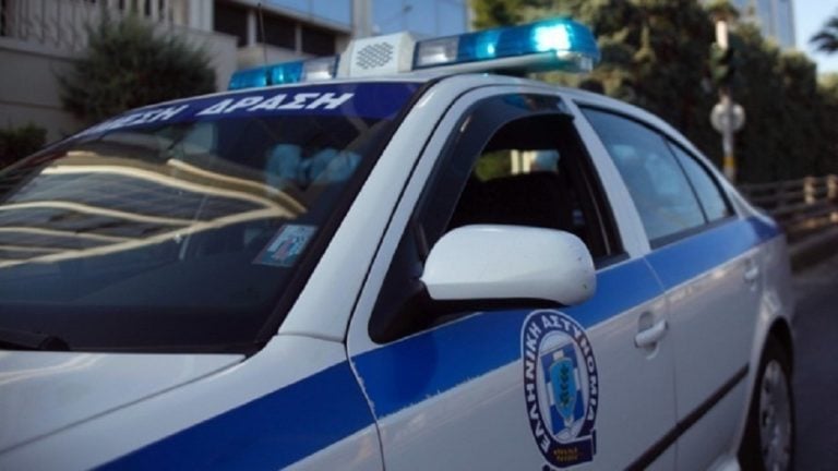 Πατέρας με μωρό στην αγκαλιά ήρθε αντιμέτωπος με διαρρήκτη