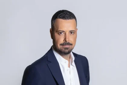 Ο Πέτρος Κουσουλός στον ΑΝΤ1 - Η επίσημη ανακοίνωση του καναλιού