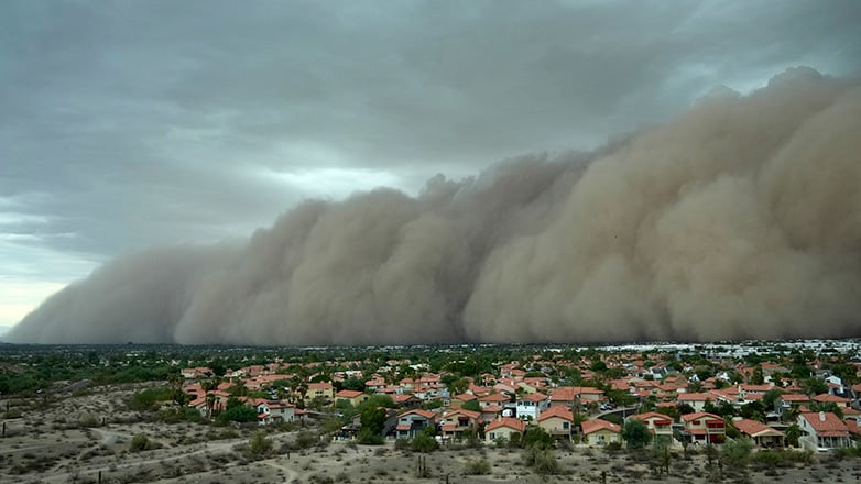 Τεράστιο τείχος σκόνης χτύπησε το Φοίνιξ - Εντυπωσιακές φωτό και βίντεο