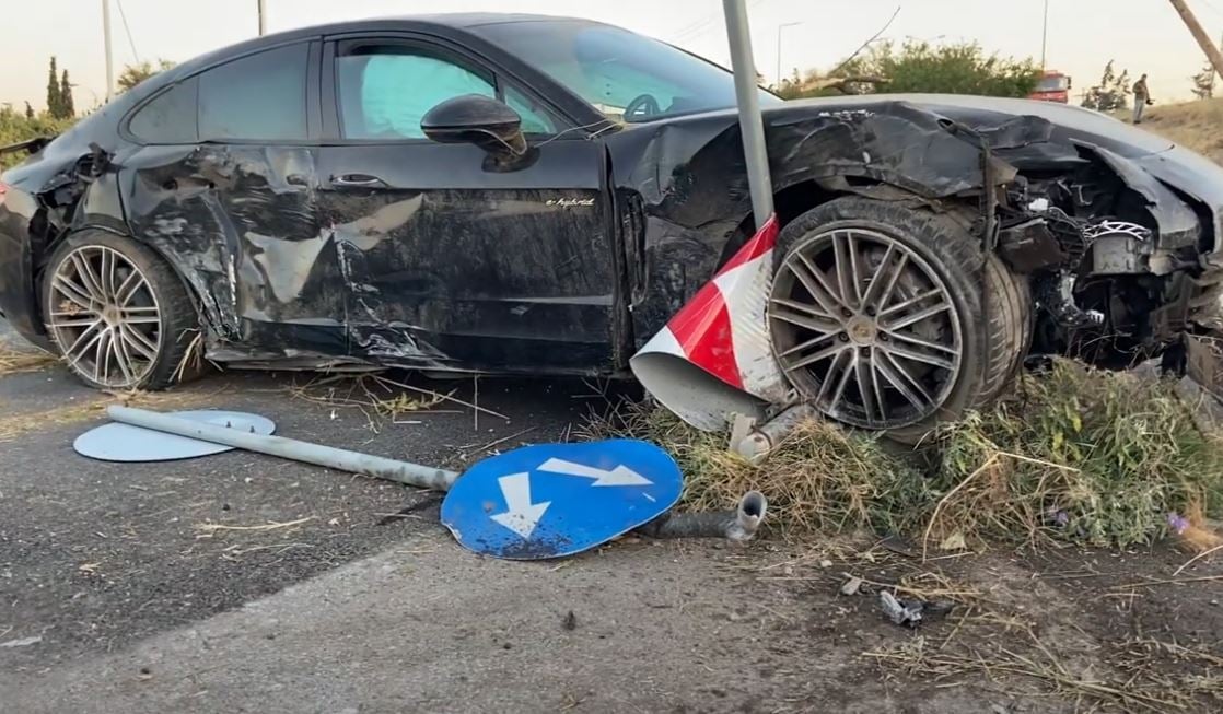 Παραδέχθηκε ότι οδηγούσε η ιδιοκτήτρια της Porsche στο τροχαίο στη Θεσσαλονίκη - Είχε καταναλώσει αλκοόλ