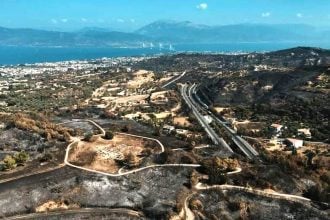 Πάτρα: Η καταστροφή γύρω από τον αρχαιολογικό χώρο της Βούντενης (ΒΙΝΤΕΟ ΑΠΟ ΨΗΛΑ)