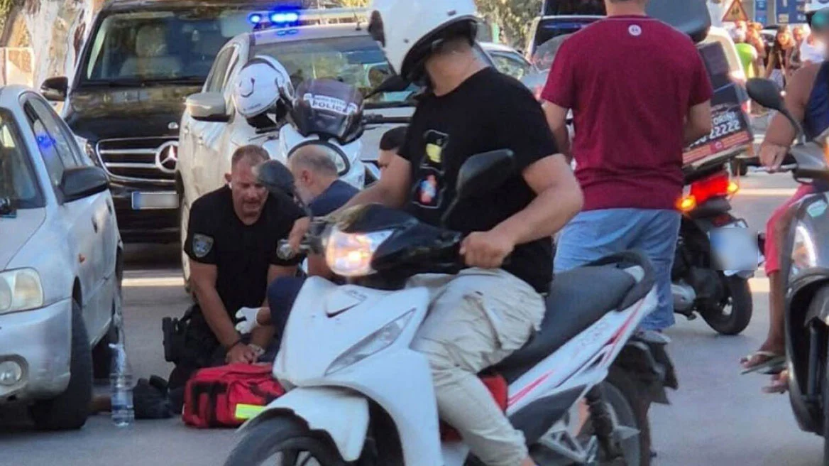 Αστυνομικός έσωσε τη ζωή πολίτη που έχασε τις αισθήσεις του στη Σαντορίνη - Του έκανε ΚΑΡΠΑ 20 λεπτά