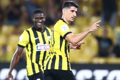 Με το… δεξί στη Super League η ΑΕΚ, 2-0 τον Πανσερραϊκό