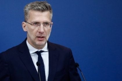 Σκέρτσος κατά ΣΥΡΙΖΑ: Όταν αντιπολιτεύονται ακόμη και το ηλιοβασίλεμα τερματίζουν την πολιτική φαιδρότητα 