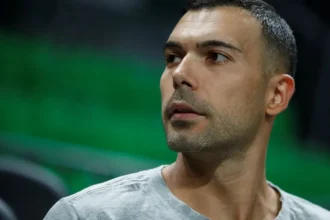Σλούκας: «Για μένα η Εθνική είναι αγάπη - Εμπνέει εμπιστοσύνη ότι ο Σπανούλης είναι προπονητής»