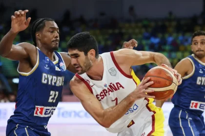 Οι Ισπανοί διέλυσαν τους Κύπριους με 91-47 και ετοιμάζονται για την επόμενη φάση του Eurobasket 2025