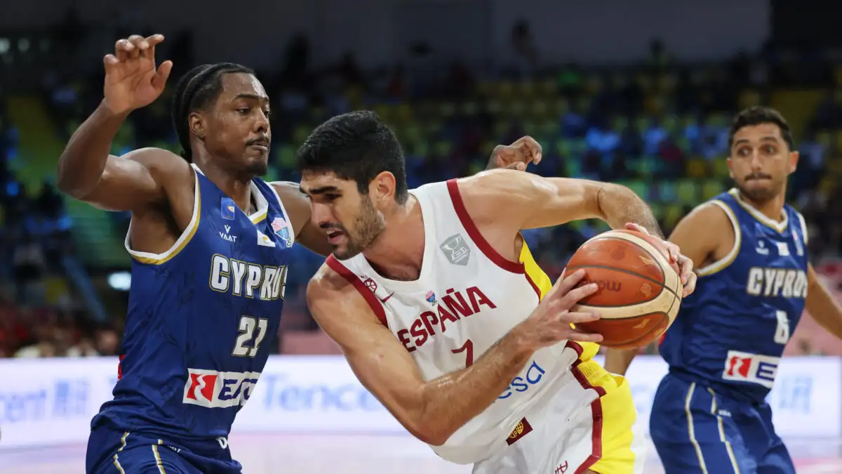 Οι Ισπανοί διέλυσαν τους Κύπριους με 91-47 και ετοιμάζονται για την επόμενη φάση του Eurobasket 2025