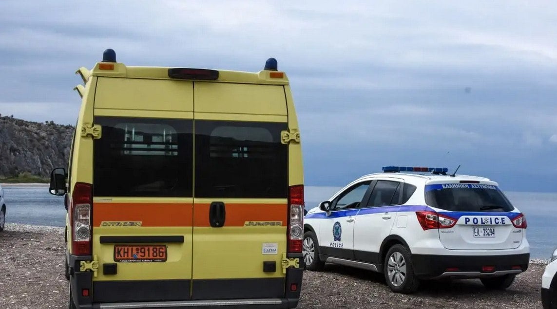 Δυτ. Ελλάδα: Πως έσωσαν από πνιγμό 67χρονο, αστυνομικός και ιδιοκτήτης καντίνας - Μεταφέρθηκε σε νοσοκομείο της Πάτρας