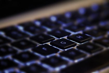 Μαθητής λυκείου συνελήφθη με 1.000 βίντεο παιδικής πορνογραφίας