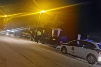 Πάτρα: Γυναίκα κλειδώθηκε σε ΙΧ για να γλυτώσει από τον πρώην