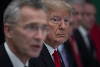 Γερμανία: Η πλειοψηφία των πολιτών αμφιβάλλει ότι ο πρόεδρος Τραμπ θα υποστηρίξει σαφώς την Ουκρανία στην συνάντηση με τον Ρώσο πρόεδρο