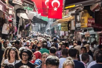 Τουρκία: Η ακτινογραφία του πληθυσμού – Ξεπερνάει τα 85 εκατομμύρια, αλλά γερνάει