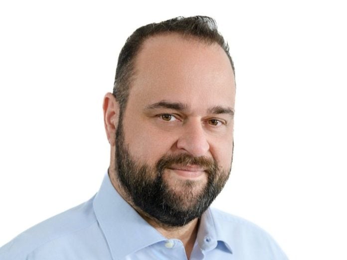 Βασίλης Αϊβαλής: Ανεπάρκειες, «αρρυθμίες» και λάθη στην αντιμετώπιση των πυρκαγιών στην Πάτρα