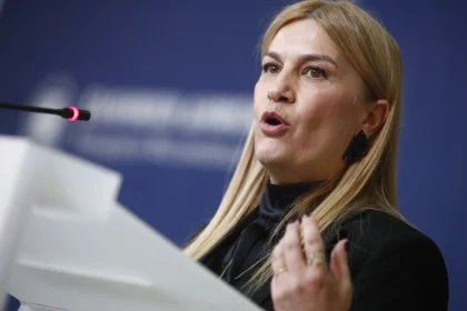 Βολουδάκη: Η διαδικασία προσδιορισμού της ηλικίας των μεταναστών θα γίνεται με τρόπο αξιόπιστο και επιστημονικά τεκμηριωμένο