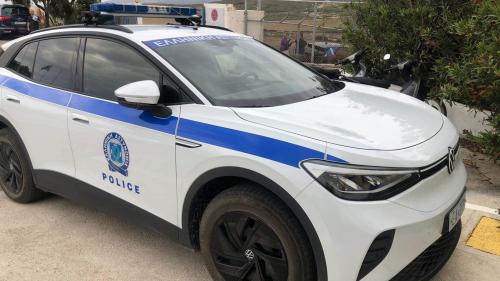 Σπέτσες: Άγριος ξυλοδαρμός 18χρονου για τα μάτια μιας κοπέλας – Του έσπασαν τη γνάθο 
