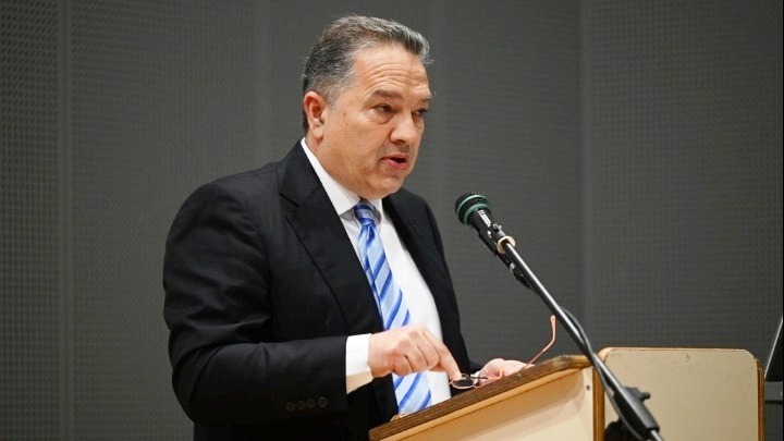 "Πάτρα Ενωμένη" - Κώστας Σβόλης: Χαμένα έσοδα για το Δήμο Πατρέων και ταλαιπωρία για τους πολίτες