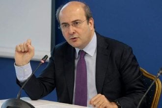 Κ. Χατζηδάκης: Η μείωση των άμεσων φόρων θα φανεί κατευθείαν στην τσέπη των Ελλήνων