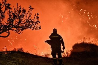Σε «κόκκινο» συναγερμό για εκδήλωση πυρκαγιών σήμερα Αττική, Στερεά Ελλάδα και Πελοπόννησος – Υψηλός κίνδυνος για τη Δυτ. Ελλάδα