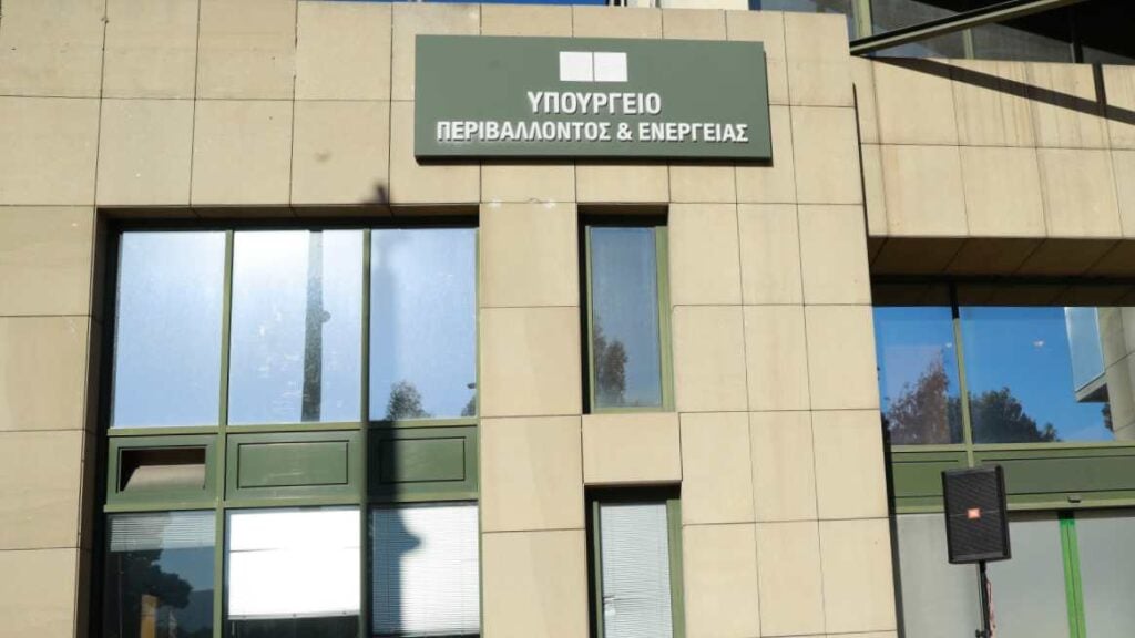 Η αγορά της εξοικονόμησης ενέργειας «φουντώνει»: Πάνω από 100 εταιρείες διεκδικούν τα έργα - Πώς λειτουργούν οι συμβάσεις απόδοσης