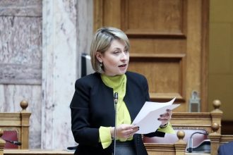 Χρ. Αλεξοπούλου: Ερώτηση για την αξιοποίηση του αιγιαλού της Αχαΐας