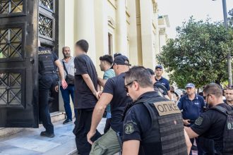 Πάτρα: Απολογούνται σήμερα στον ανακριτή ο 19χρονος και ο 27χρονος που κατηγορούνται για εμπρησμό στα Συχαινά