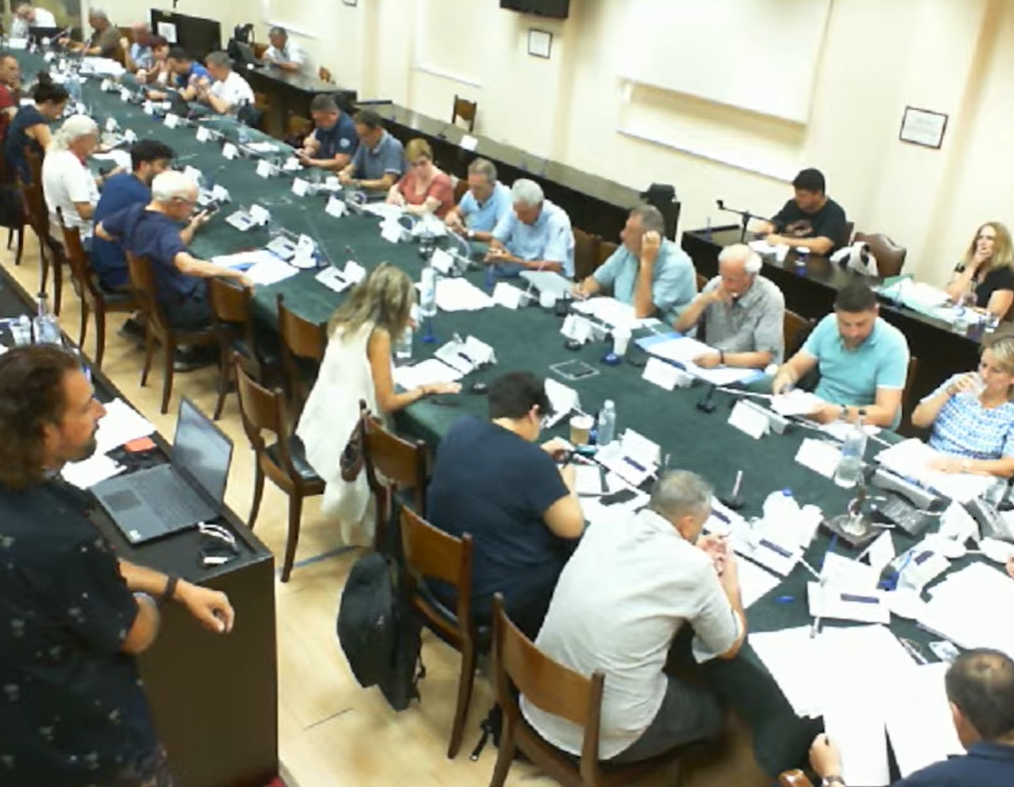 Πάτρα: LIVE η συνεδρίαση του Δημοτικού Συμβουλίου