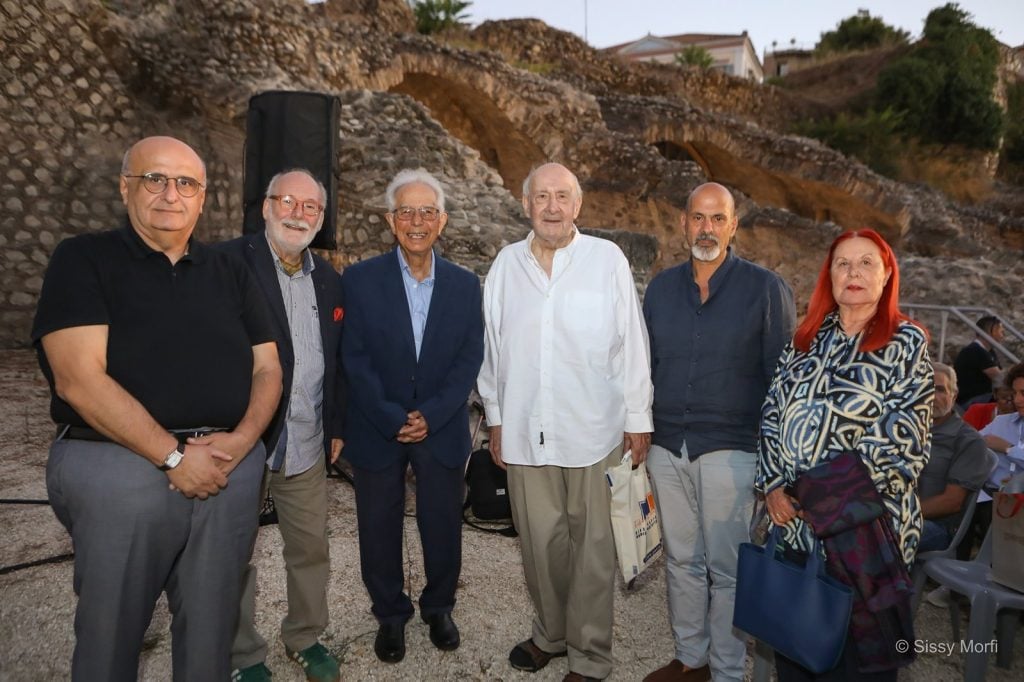 Ολοκληρώθηκε με επιτυχία το 8ο Διεθνές Φεστιβάλ Ποίησης Πάτρας (ΦΩΤΟ)