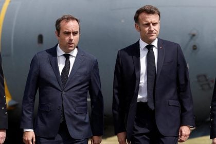 Γαλλία: Τον Σεμπαστιάν Λεκορνί διόρισε νέο πρωθυπουργό ο Μακρόν
