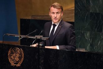 Μακρόν: «Δεν θα ανοίξουμε πυρ» απέναντι στις ρωσικές προκλήσεις - «Πιο δυναμική αντίδραση» από τις χώρες του ΝΑΤΟ