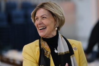 Η Δήμητρα Μιχοπούλου πρέσβειρα της Εβδομάδος Πολυπολιτισμικής Υγείας 2025 - Η σχέση της με την Πάτρα (ΒΙΝΤΕΟ)