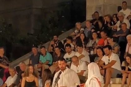 Ο Σύλλογος Αρκάδων Πάτρας στο Φεστιβάλ Παραδοσιακών Χορών στη Σύρο