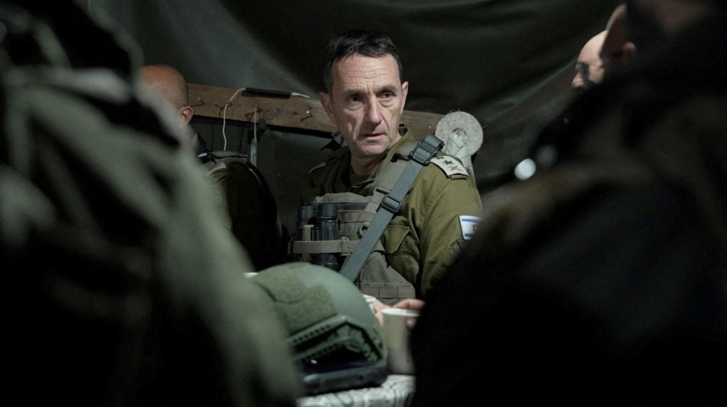 Γάζα: Παραδοχή από τον πρώην διοικητή των IDF – Πάνω από 200.000 τα θύματα – «Βιτρίνα» οι νομικές υπηρεσίες
