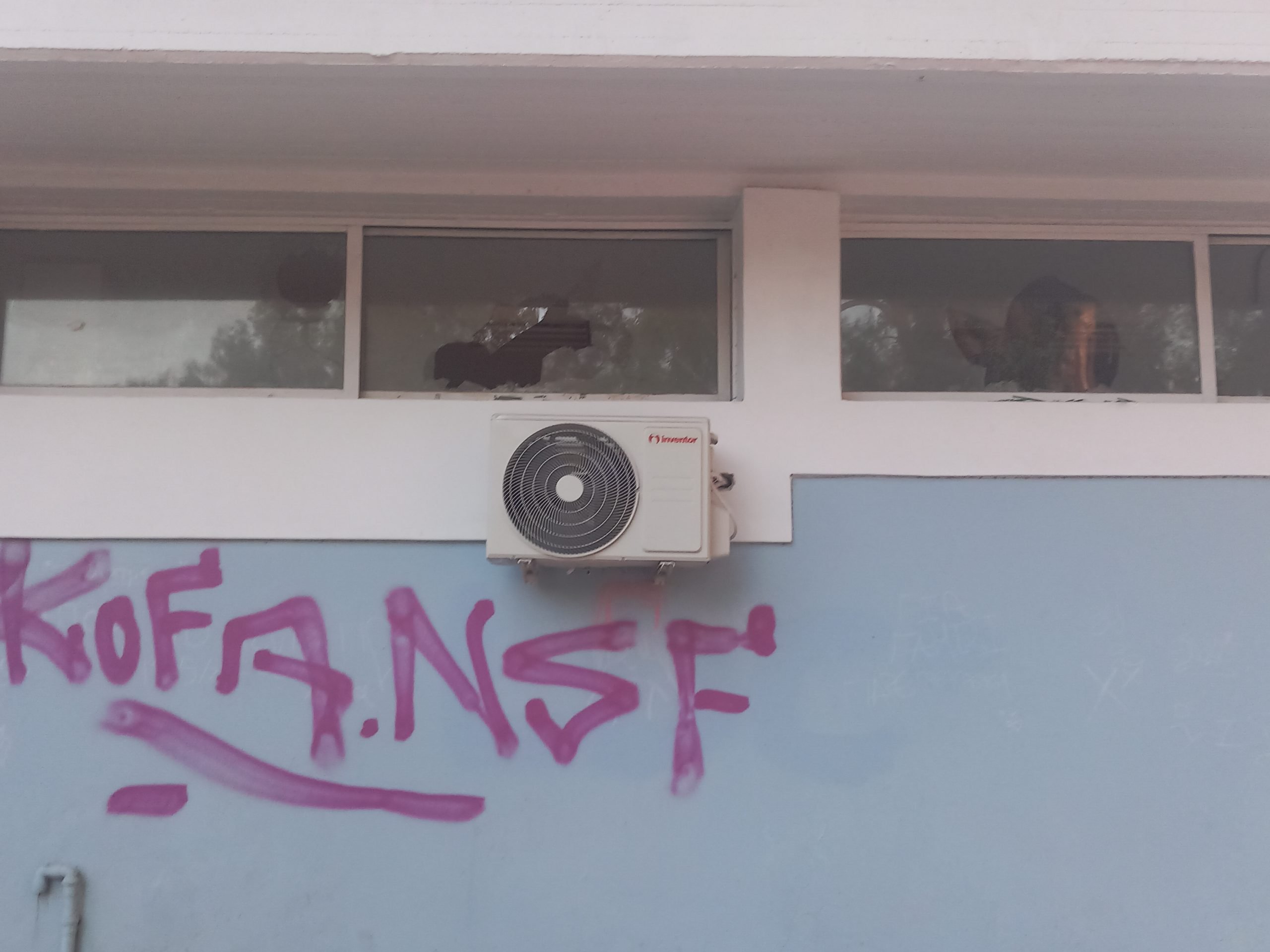 Βανδαλισμοί και φθορές στα γραφεία και το τμήμα ΑΜΕΑ του Ιστιοπλοϊκού Ομίλου Πατρών
