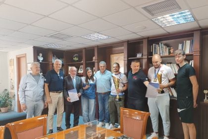 Οι Αντιπεριφερειάρχες Φ. Ζαΐμης, Αθλητισμού Π. Αντωνόπουλος και Τουρισμού Π. Σακελλαρόπουλος τίμησαν τους Πατρινούς πρωταθλητές του Ταεκβοντό
