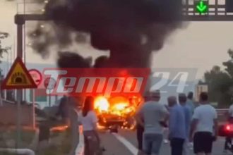 «Χριστέ μου, έναν πυροσβεστήρα»: Τα πρώτα δραματικά λεπτά μετά τη φονική σύγκρουση στην Ολυμπία Οδό  - ΒΙΝΤΕΟ