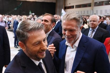 Οι δύο «εικόνες» του ΠΑΣΟΚ