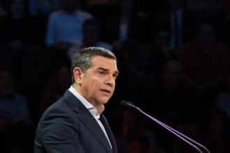 Αλέξης Τσίπρας: Χρειαζόμαστε έναν νέο πατριωτισμό απέναντι στην ολιγαρχία και την κλεπτοκρατία