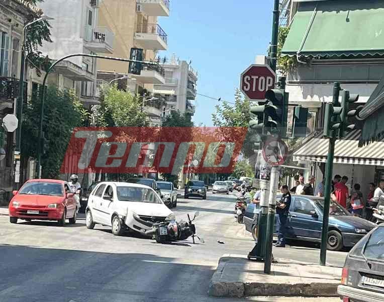 "Επιδημία" τροχαίων στην Πάτρα! Κι άλλο σε διασταύρωση - "καρμανιόλα", τραυματίστηκε γυναίκα (ΦΩΤΟ)