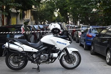 Άνδρας 49 ετών έπνιξε την αδερφή του με σακούλα- Συνελήφθη και ανακρίνεται