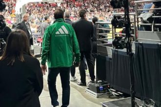 Αταμάν: «Ευχαριστώ τους οπαδούς στη Μελβούρνη για την ατμόσφαιρα ΝΒΑ»