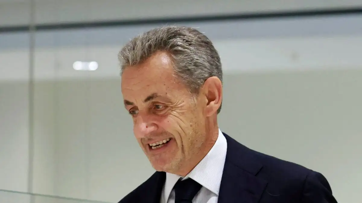 Ένοχος για συνωμοσία ο Νικολά Σαρκοζί για τον παράνομο χρηματισμό από τον Μουαμάρ Καντάφι