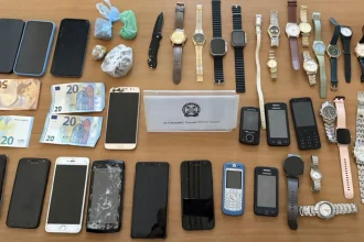 Συνελήφθησαν δύο νεαροί για διακίνηση κάνναβης