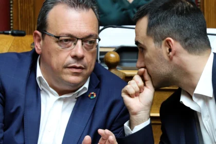 Τι λένε ΣΥΡΙΖΑ και Νέα Αριστερά για τη συνέντευξη Μητσοτάκη στη ΔΕΘ